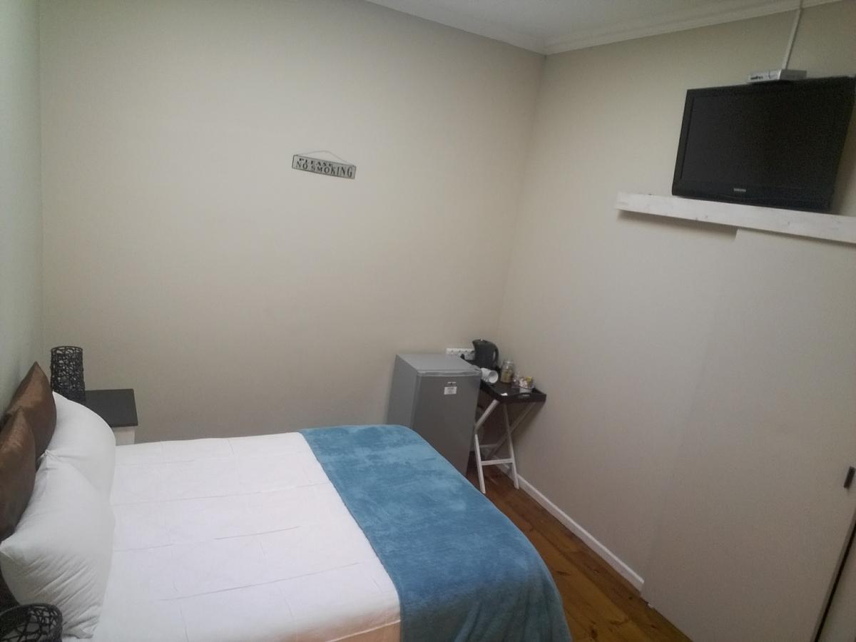 Guesthouse On Irvine Port Elizabeth Buitenkant foto
