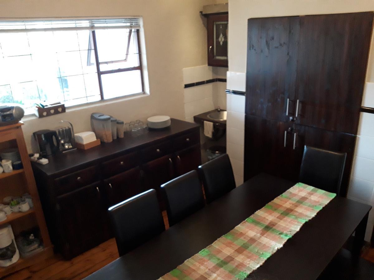 Guesthouse On Irvine Port Elizabeth Buitenkant foto